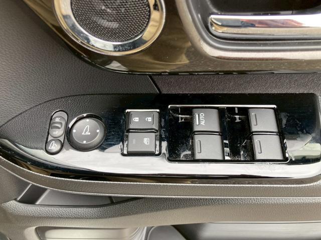 N-BOXカスタム G・Lホンダセンシング 左側自動スライドドア レーダーブレーキ ナビゲーション バックカメラ ETC車載器 オートエアコン 電動格納ミラー プライバシーガラス アルミホイール(30枚目)