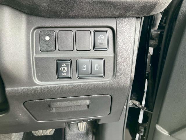 セレナ ニスモ　両側自動スライドドア　キーフリー　エンジンプッシュスター　ナビゲーション　バックカメラ　フリップダウンモニター　シートヒーター　純正アルミホイール　クルーズコントロール　ドライブレコーダー（10枚目）