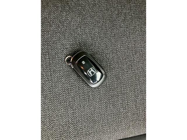 N-BOXカスタム ベースグレード 両側自動スライドドア キーフリー エンジンプッシュスター ナビゲーション 全方位モニター シートヒーター ETC車載器 ドライブレコーダー オートエアコン(9枚目)