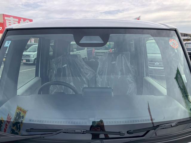 N-BOX ベースグレード 左側パワースライドドア キーフリー エンジンプッシュスター レーダーブレーキ シートヒーター クルーズコントロール ステアリングリモコン オートエアコン 電動格納ミラー(5枚目)