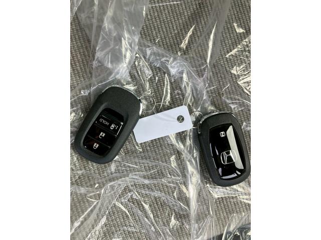 N-BOX ベースグレード 左側パワースライドドア キーフリー エンジンプッシュスター レーダーブレーキ シートヒーター クルーズコントロール ステアリングリモコン オートエアコン 電動格納ミラー(18枚目)