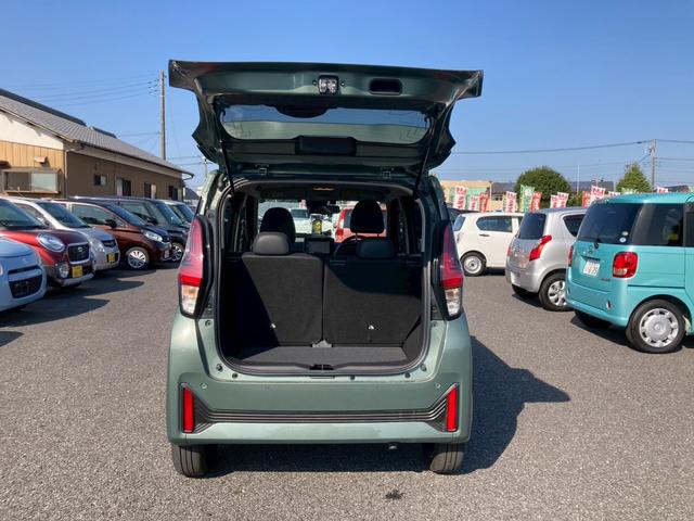 デイズ ハイウェイスター Gターボプロパイロットエディション ナビゲーション ETC車載器 レーダーブレーキ アイドリングストップ キーフリー エンジンプッシュスタート バックカメラ オートエアコン 電動格納ミラー ステアリングリモコン パワーステアリング(8枚目)