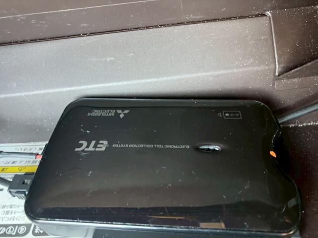 コペン セロ キーフリー エンジンプッシュスタート ナビゲーション バックカメラ 両側シートヒーター アイドリングストップ ステアリングリモコン ETC車載器 純正アルミホイール フォグランプ(8枚目)