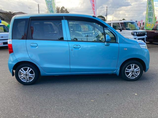 ライフ Gスマートプラス CDプレイヤー ラジオ キーレス バックカメラ オートエアコン 電動格納ミラー パワーウインドウ プライバシーガラス サイドバイザー フロアマット(6枚目)