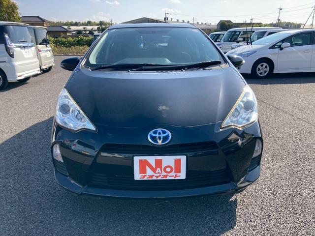 アクア Ｓ　キーフリー　エンジンプッシュスター　ナビゲーション　バックカメラ　アイドリングストップ　ＥＴＣ車載器　ステアリングリモコン　フォグランプ　純正アルミホイール（5枚目）