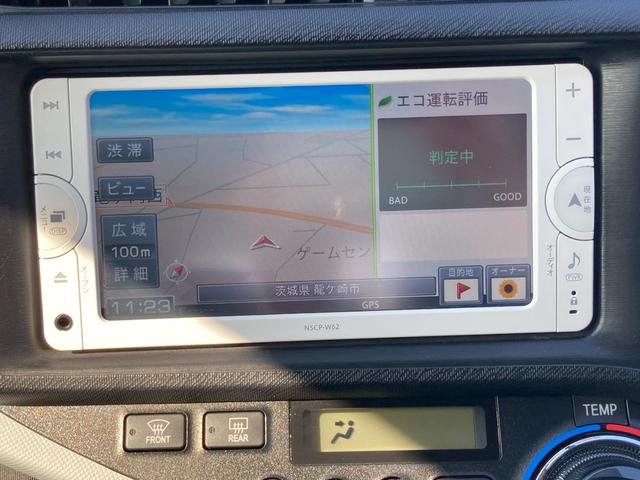 アクア Ｓ　キーフリー　エンジンプッシュスター　ナビゲーション　バックカメラ　アイドリングストップ　ＥＴＣ車載器　ステアリングリモコン　フォグランプ　純正アルミホイール（14枚目）