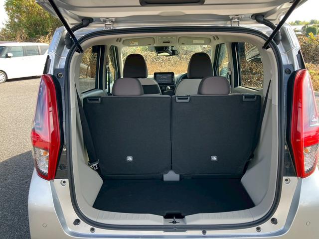 デイズ Ｘ　ナビゲーション　バックカメラ　レーダーブレーキ　キーフリー　エンジンプッシュスタート　アイドリングストップ　オートエアコン　ＥＴＣ車載器　プライバシーガラス（7枚目）