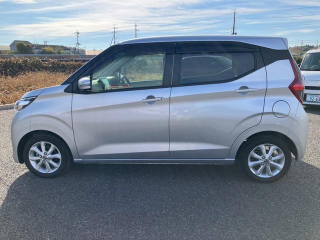 デイズ Ｘ　ナビゲーション　バックカメラ　レーダーブレーキ　キーフリー　エンジンプッシュスタート　アイドリングストップ　オートエアコン　ＥＴＣ車載器　プライバシーガラス（24枚目）