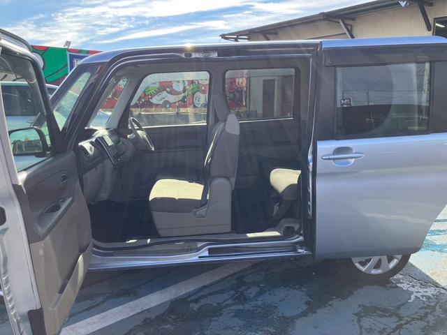 タント Ｌ　片側スライドドア　ナビゲーション　キーレス　アイドリングストップ　サイドバイザー　フロアマット　プライバシーガラス　パワーステアリング　パワーウインドウ（8枚目）