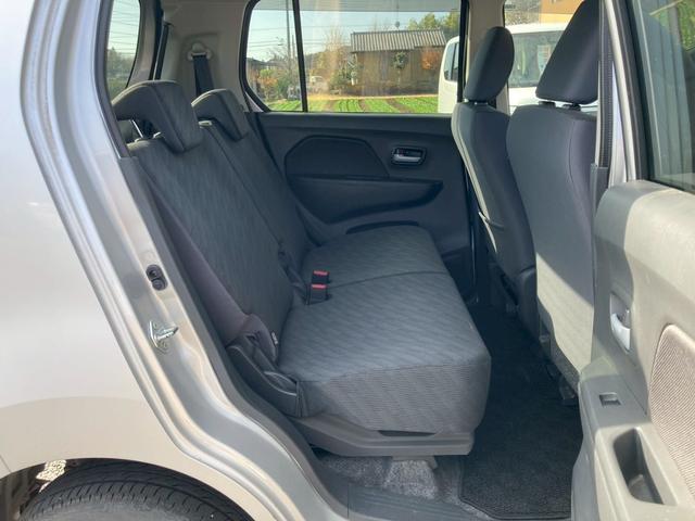 ワゴンＲ ＦＸリミテッド　ＣＤプレイヤー　キーフリー　エンジンプッシュスタート　オートエアコン　電動格納ミラー　パワーステアリング　パワーウインドウ　プライバシーガラス　サイドバイザー　フロアマット（21枚目）