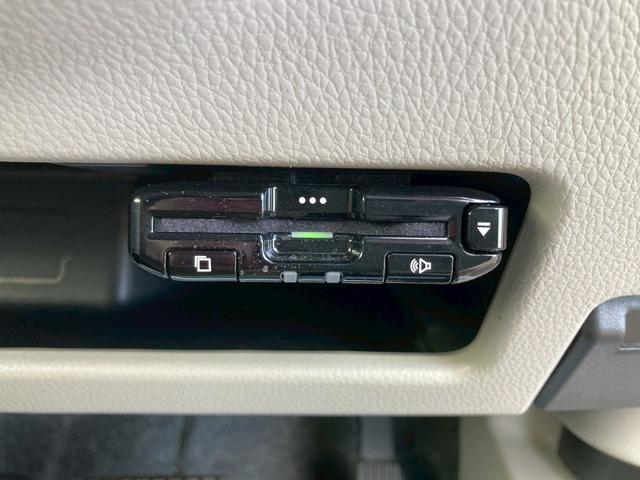 デイズルークス Ｓ　ナビゲーション　ＥＴＣ車載器　レーダーブレーキ　キーレス　エアコン　電動格納ミラー　パワーステアリング　パワーウインドウ　プライバシーガラス　サイドバイザー　フロアマット（25枚目）