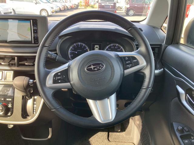 ステラ カスタムRS スマートアシスト ナビゲーション ETC車載器 レーダーブレーキ キーフリー エンジンプッシュスタート バックカメラ オートエアコン 電動格納ミラー パワーステアリング パワーウインドウ プライバシーガラス(12枚目)