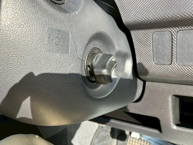 ルクラカスタム Rリミテッド ナビゲーション キーフリー オートエアコン 電動格納ミラー アルミホイール プライバシーガラス アイドリングストップ サイドバイザー フロアマット(26枚目)