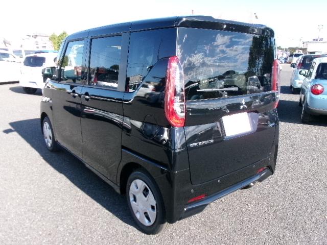 ｅＫスペース Ｍ　両側スライドドア　レーダーブレーキ　キーレス　バックカメラ　アイドリングストップ　電動格納ミラー　ステアリングリモコン　パワーウインドウ　パワーステアリング　プライバシーガラス（19枚目）