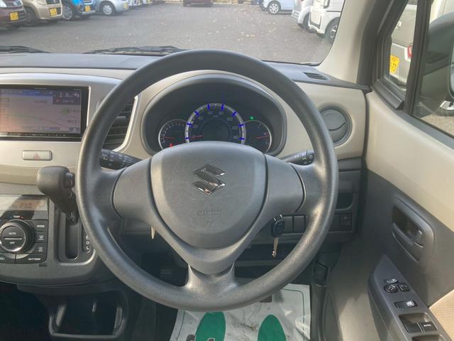 ワゴンＲ ＦＸ　ナビゲーション　ドライブレコーダー　ＥＴＣ車載器　アイドリングストップ　キーレス　オートエアコン　電動格納ミラー　パワーステアリング　パワーウインドウ　プライバシーガラス　サイドバイザー（13枚目）