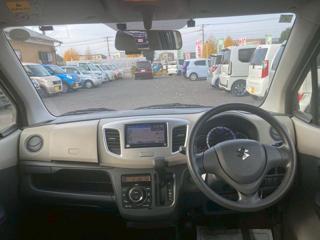 ワゴンＲ ＦＸ　ナビゲーション　ドライブレコーダー　ＥＴＣ車載器　アイドリングストップ　キーレス　オートエアコン　電動格納ミラー　パワーステアリング　パワーウインドウ　プライバシーガラス　サイドバイザー（14枚目）