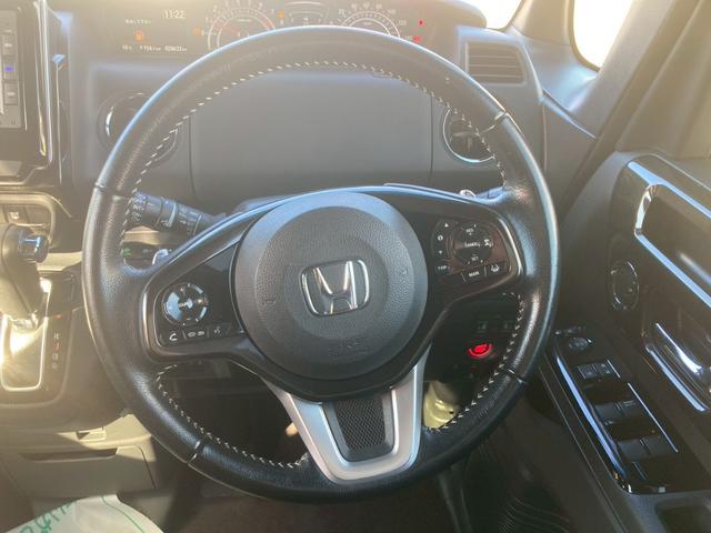 N-BOXカスタム G・Lターボホンダセンシング 両側自動スライドドア キーフリー エンジンプッシュスタート ナビゲーション バックカメラ レーダーブレーキ ETC車載器 ステアリングリモコン(7枚目)