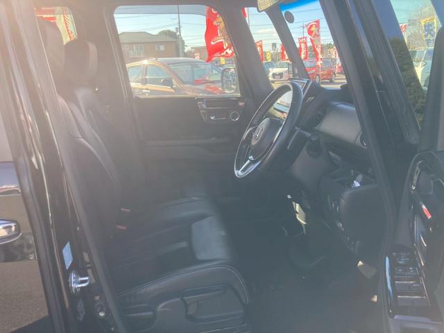 N-BOXカスタム G・Lターボホンダセンシング 両側自動スライドドア キーフリー エンジンプッシュスタート ナビゲーション バックカメラ レーダーブレーキ ETC車載器 ステアリングリモコン(12枚目)