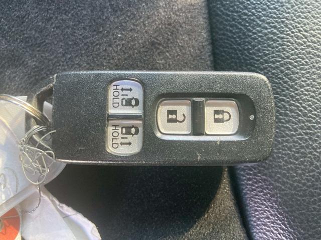 N-BOXカスタム G・Lターボホンダセンシング 両側自動スライドドア キーフリー エンジンプッシュスタート ナビゲーション バックカメラ レーダーブレーキ ETC車載器 ステアリングリモコン(15枚目)