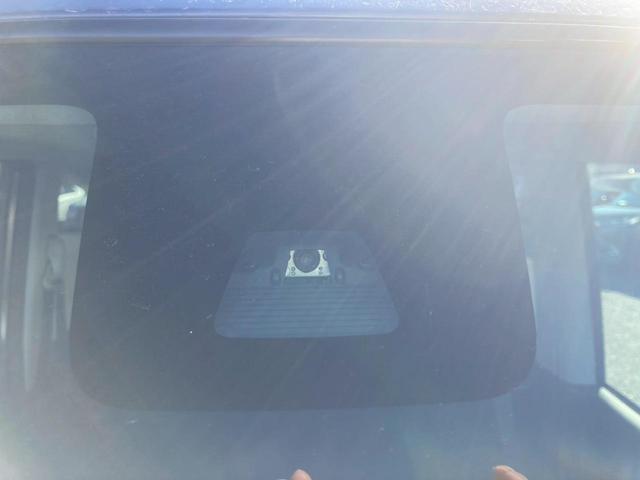 タント カスタムＸ　ＳＡＩＩ　左側パワースライドドア　ナビゲーション　ＥＴＣ車載器　レーダーブレーキ　アイドリングストップ　キーフリー　エンジンプッシュスタート　バックカメラ　オートエアコン　電動格納ミラー　パワーステアリング（27枚目）