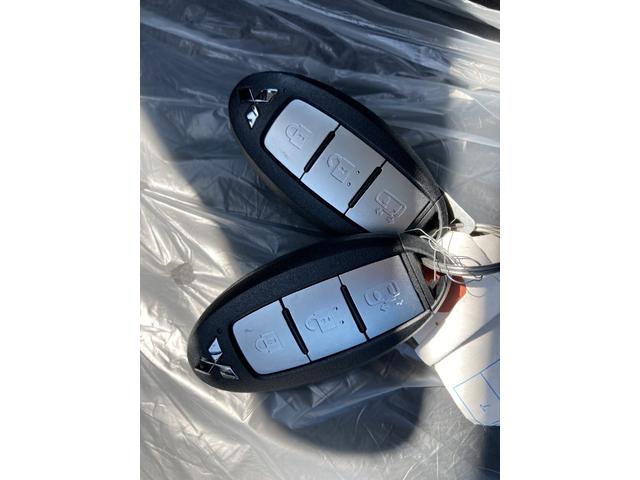 デリカミニ Ｇ　左側自動スライド　キーフリー　エンジンプッシュスタート　バックカメラ　レーダーブレーキ　ステアリングリモコン　電動格納ミラー　プライバシーガラス（16枚目）