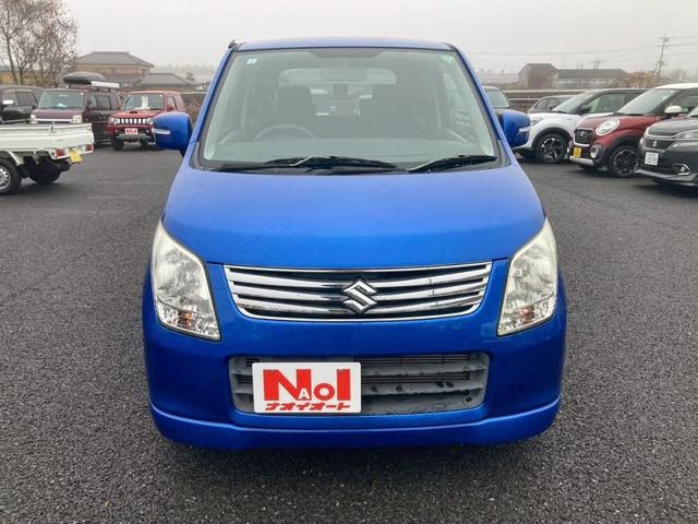 ワゴンＲ ＦＸリミテッド　ナビゲーション　キーフリー　エンジンプッシュスタート　オートエアコン　パワーステアリング　パワーウインドウ　プライバシーガラス　サイドバイザー　フロアマット（5枚目）