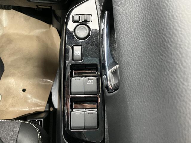 デリカミニ Ｇ　左側自動スライドドア　キーフリー　エンジンプッシュスタート　アイドリングストップ　オートエアコン　シートヒーター　電動格納ミラー　プライバシーガラス（25枚目）