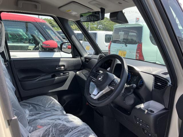 デリカミニ Ｇ　プレミアム　両側自動スライドドア　キーフリー　エンジンプッシュスタート　アイドリングストップ　オートエアコン　シートヒーター　電動格納ミラー　プライバシーガラス（22枚目）