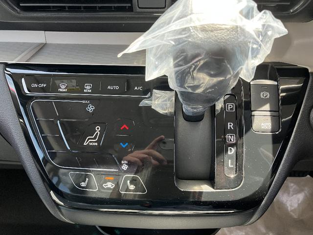 デリカミニ Ｇ　プレミアム　両側自動スライドドア　キーフリー　エンジンプッシュスタート　アイドリングストップ　オートエアコン　シートヒーター　電動格納ミラー　プライバシーガラス（25枚目）