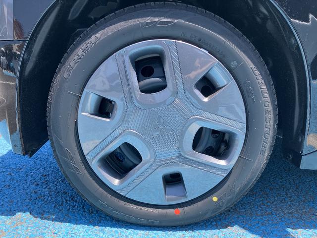 デリカミニ Ｇ　左側自動スライドドア　キーフリー　エンジンプッシュスタート　アイドリングストップ　オートエアコン　シートヒーター　電動格納ミラー　プライバシーガラス（22枚目）