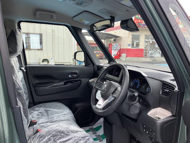 デリカミニ Ｇ　左側自動スライドドア　キーフリー　エンジンプッシュスタート　アイドリングストップ　オートエアコン　シートヒーター　電動格納ミラー　プライバシーガラス（8枚目）