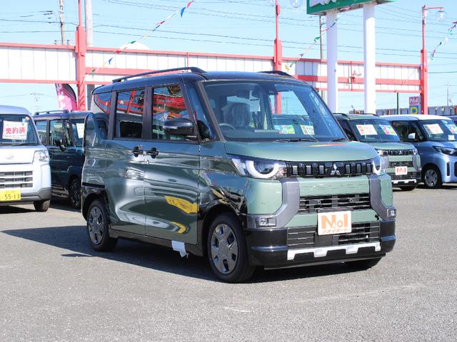 デリカミニ Ｇ　左側自動スライドドア　キーフリー　エンジンプッシュスタート　アイドリングストップ　オートエアコン　シートヒーター　電動格納ミラー　プライバシーガラス（35枚目）