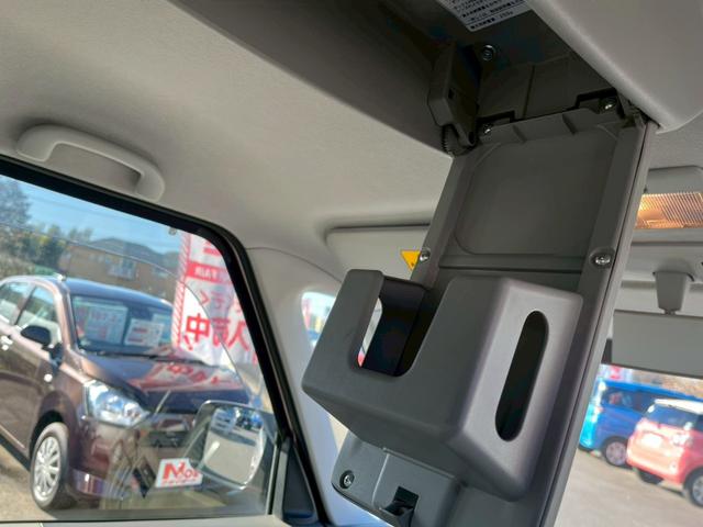 フレアワゴン ＸＳ　キーフリー　エンジンプッシュスタート　ナビゲーション　オートエアコン　サイドバイザー　フロアマット　パワーステアリング　パワーウィンドウ　プライバシーガラス（18枚目）