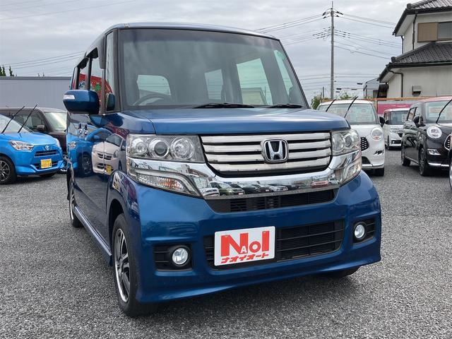 Ｎ－ＢＯＸカスタム Ｇ　ＳＳパッケージ　Ｗエアバック　純正ディスプレイオーディオ　ステアリングスイッチ　プライバシーガラス　純正フロアマット　サイドバイザー　純正エアロ　フォグランプ　両側パワースライド　電動格納ミラー　シートリフター（3枚目）