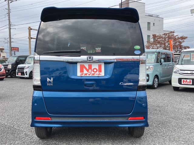 Ｎ－ＢＯＸカスタム Ｇ　ＳＳパッケージ　Ｗエアバック　純正ディスプレイオーディオ　ステアリングスイッチ　プライバシーガラス　純正フロアマット　サイドバイザー　純正エアロ　フォグランプ　両側パワースライド　電動格納ミラー　シートリフター（5枚目）