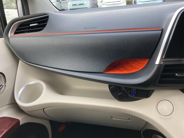 シエンタ ハイブリッドＧ　レーダーブレーキ　オートハイビーム　純正ナビ　フルセグＴＶ　ＥＴＣ車載器１．０　バックカメラ　ドライブレコーダー前後　社外アルミ　両側パワースライドドア　電動格納ミラー　シートヒーター（17枚目）