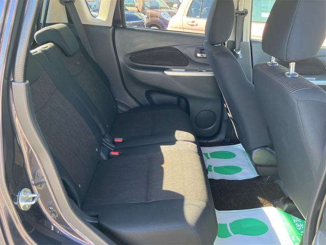 デイズ ハイウェイスター　Ｇ　パワーステアリング　パワーウィンドウ　Ｗエアバック　電動格納ミラー　オートワイパー　プライバシーガラス　サイドバイザー　純正フロアマット　ＥＴＣ車載器１．０　社外ナビ　フルセグＴＶ　全方位モニター（8枚目）