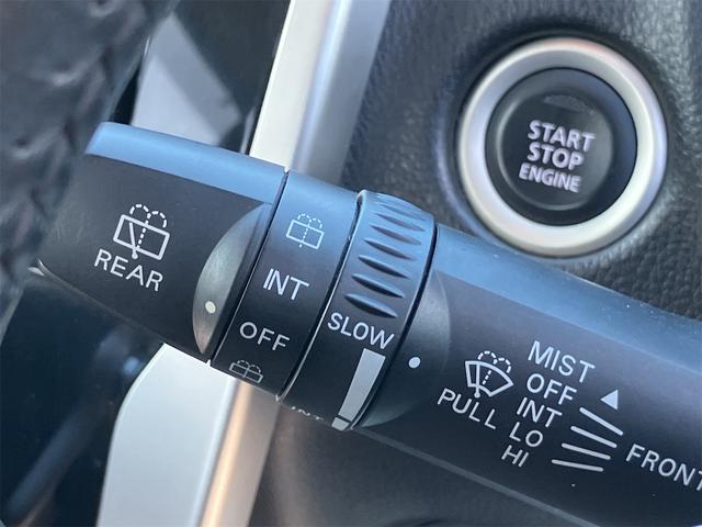 デイズ ハイウェイスター　Ｇ　パワーステアリング　パワーウィンドウ　Ｗエアバック　電動格納ミラー　オートワイパー　プライバシーガラス　サイドバイザー　純正フロアマット　ＥＴＣ車載器１．０　社外ナビ　フルセグＴＶ　全方位モニター（18枚目）