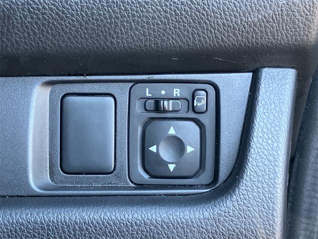 デイズ ハイウェイスター　Ｇ　パワーステアリング　パワーウィンドウ　Ｗエアバック　電動格納ミラー　オートワイパー　プライバシーガラス　サイドバイザー　純正フロアマット　ＥＴＣ車載器１．０　社外ナビ　フルセグＴＶ　全方位モニター（19枚目）