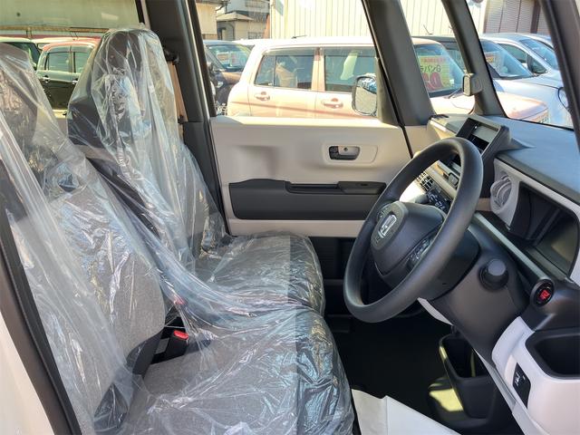 N-BOX ベースグレード Wエアバック ABS レーダーブレーキ アイドリングSTOP エアコン プライバシーガラス パワーウィンドウ パワーステアリング 電動パーキング 電動格納ミラー キーフリーシステム シートヒーター(7枚目)