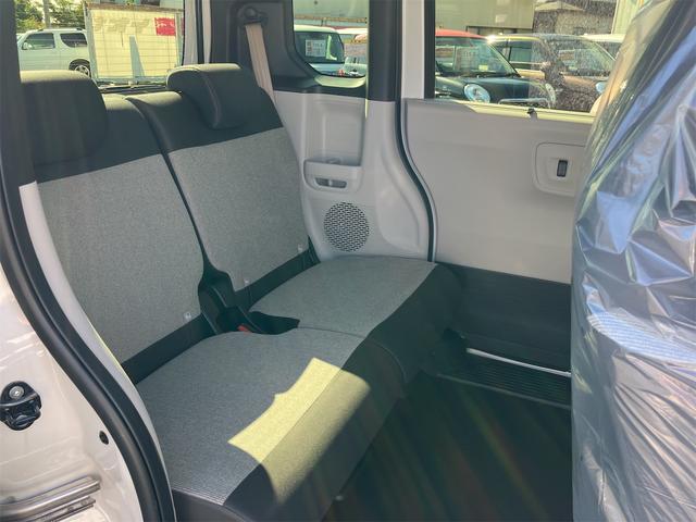 N-BOX ベースグレード Wエアバック ABS レーダーブレーキ アイドリングSTOP エアコン プライバシーガラス パワーウィンドウ パワーステアリング 電動パーキング 電動格納ミラー キーフリーシステム シートヒーター(8枚目)