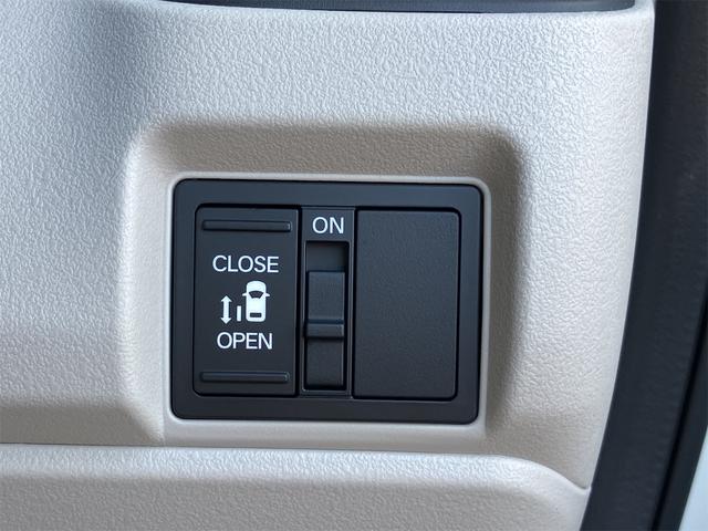 N-BOX ベースグレード Wエアバック ABS レーダーブレーキ アイドリングSTOP エアコン プライバシーガラス パワーウィンドウ パワーステアリング 電動パーキング 電動格納ミラー キーフリーシステム シートヒーター(19枚目)