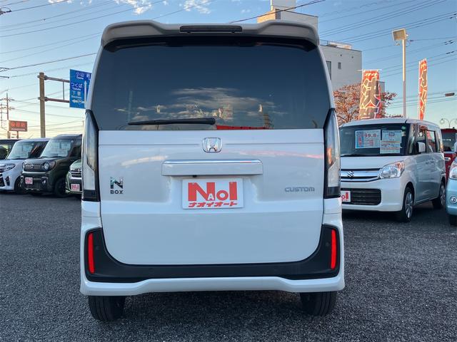 N-BOXカスタム ベースグレード ETC車載器1.0 電動格納ミラー シートヒーター 左側パワースライドドア バックカメラ Bluetooth 純正アルミ パワーウィンドウ パワーステアリング オートライト 純正アルミ ABS(5枚目)