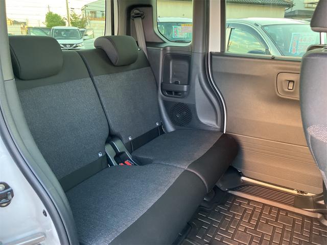 N-BOXカスタム ベースグレード ETC車載器1.0 電動格納ミラー シートヒーター 左側パワースライドドア バックカメラ Bluetooth 純正アルミ パワーウィンドウ パワーステアリング オートライト 純正アルミ ABS(8枚目)