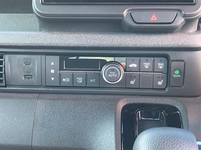 N-BOXカスタム ベースグレード ETC車載器1.0 電動格納ミラー シートヒーター 左側パワースライドドア バックカメラ Bluetooth 純正アルミ パワーウィンドウ パワーステアリング オートライト 純正アルミ ABS(13枚目)