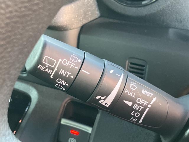 N-BOXカスタム ベースグレード ETC車載器1.0 電動格納ミラー シートヒーター 左側パワースライドドア バックカメラ Bluetooth 純正アルミ パワーウィンドウ パワーステアリング オートライト 純正アルミ ABS(19枚目)