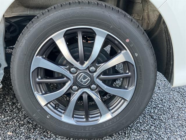 N-BOXカスタム ベースグレード ETC車載器1.0 電動格納ミラー シートヒーター 左側パワースライドドア バックカメラ Bluetooth 純正アルミ パワーウィンドウ パワーステアリング オートライト 純正アルミ ABS(35枚目)