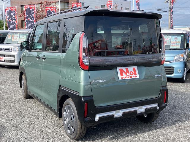 デリカミニ G 電動格納ミラー キーフリーシステム シートヒーター 左側パワースライドドア シートリフター チルトステアリング レーダークルーズ オートハイビーム アイドリングSTOP プライバシーガラス ABS(6枚目)