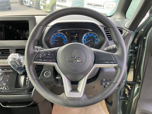 デリカミニ G 電動格納ミラー キーフリーシステム シートヒーター 左側パワースライドドア シートリフター チルトステアリング レーダークルーズ オートハイビーム アイドリングSTOP プライバシーガラス ABS(11枚目)