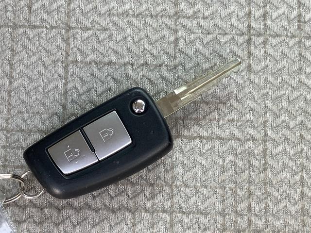 eKワゴン M Wエアバック CDプレイヤー レーダーブレーキ アイドリングSTOP エアコン プライバシーガラス パワーウィンドウ パワーステアリング ETC 電動格納ミラー キーレスエントリー シートヒーター(19枚目)